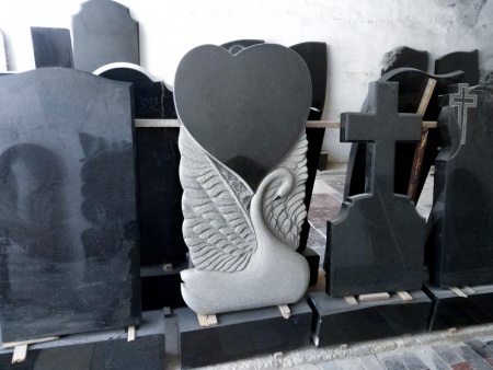 Quels critères considérer pour le choix d'un monument funéraire ?